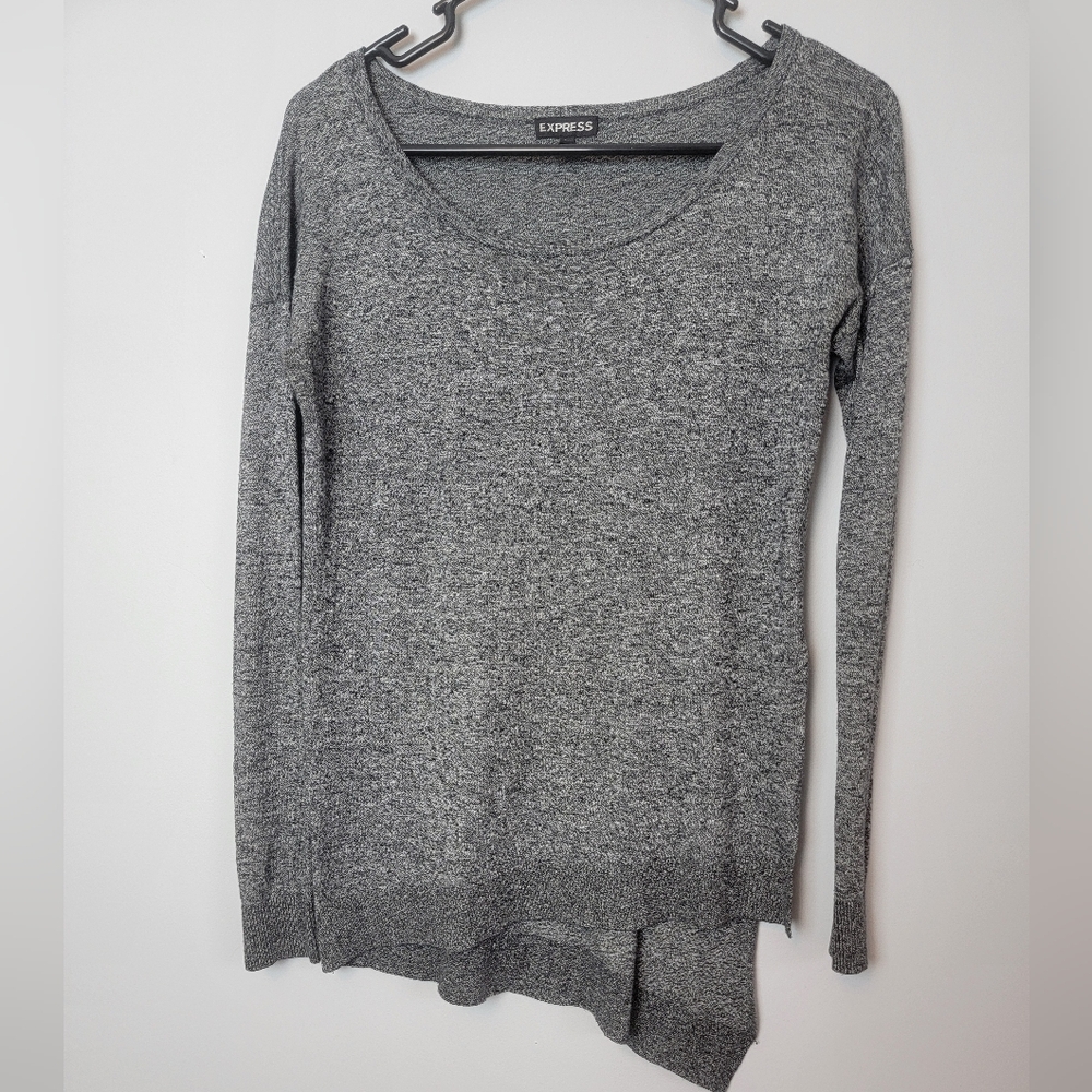 XS Long Sleeve Asymmetrical Hem